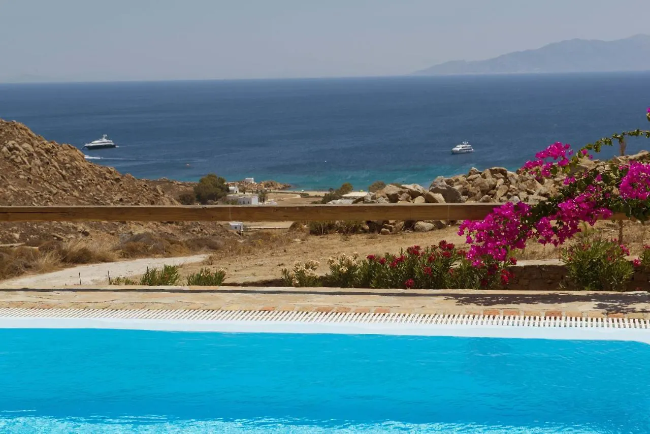 Authentic Seaview Luxury Pool Villa - Agrari Beach Mykonos Town 0*,  ギリシャ