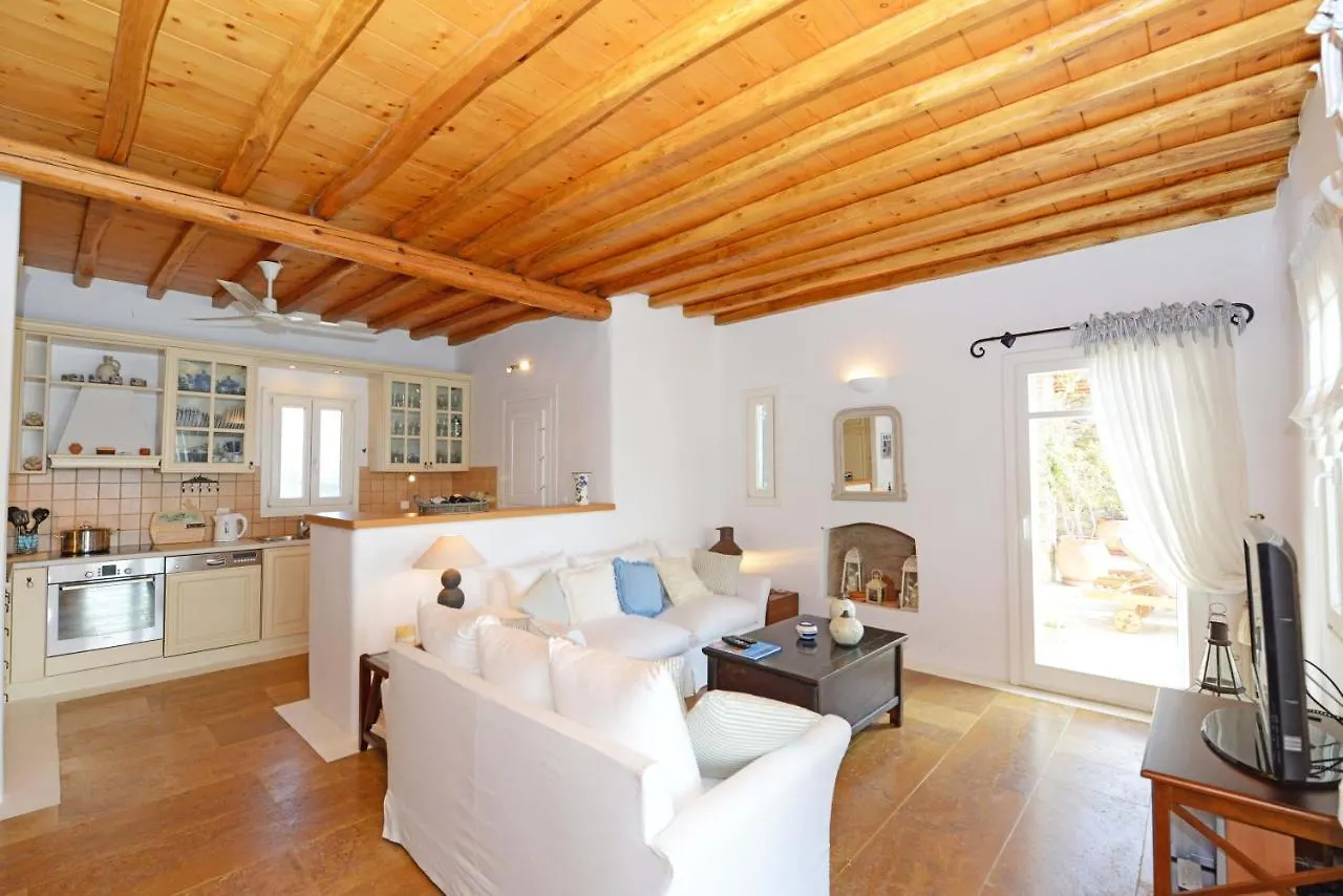 Mykonos Town Authentic Seaview Luxury Pool Villa - Agrari Beach יוון