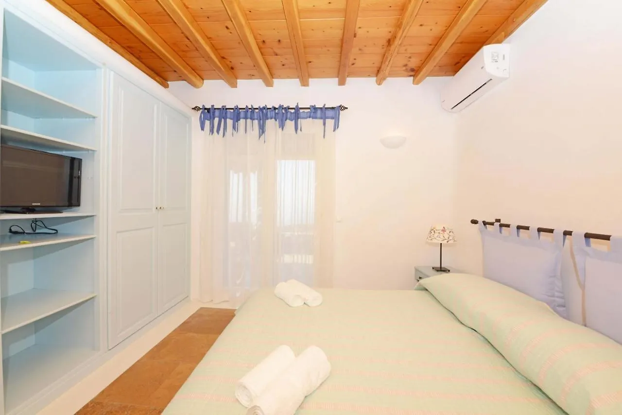 Mykonos Town Authentic Seaview Luxury Pool Villa - Agrari Beach יוון